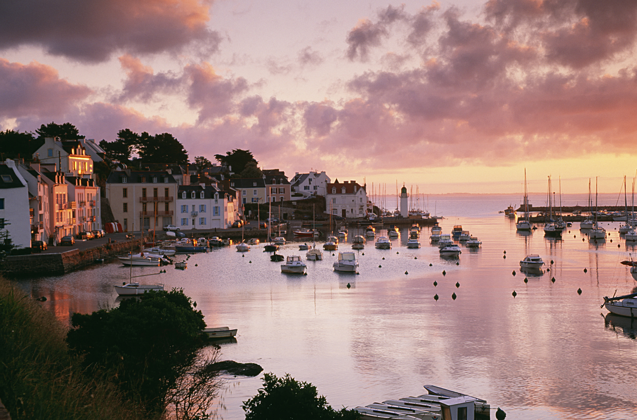 Iles du Morbihan iStock 108219438